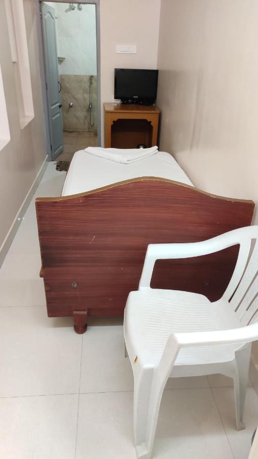 Sibi Lodge Kojambuttúr Kültér fotó