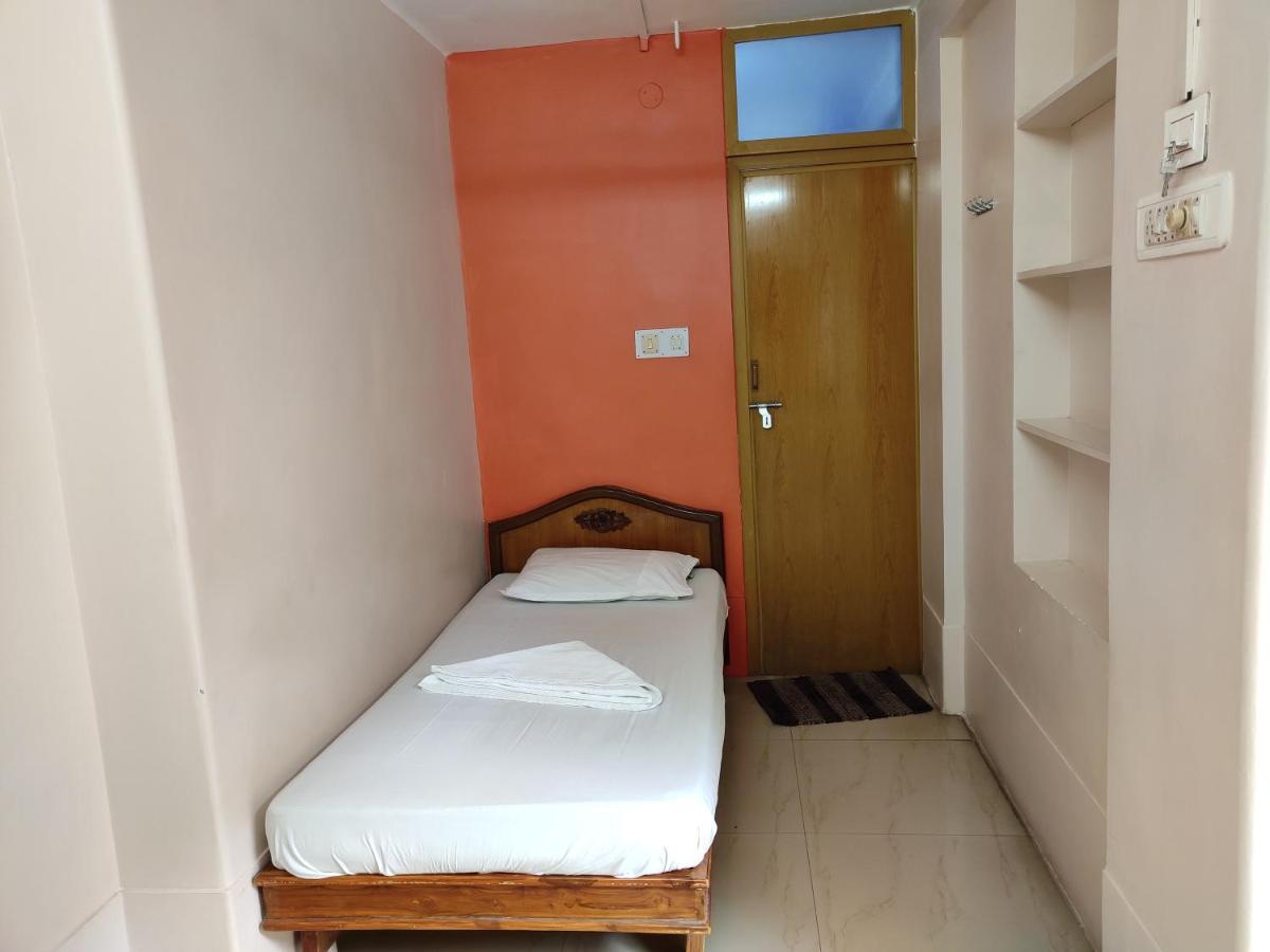 Sibi Lodge Kojambuttúr Kültér fotó