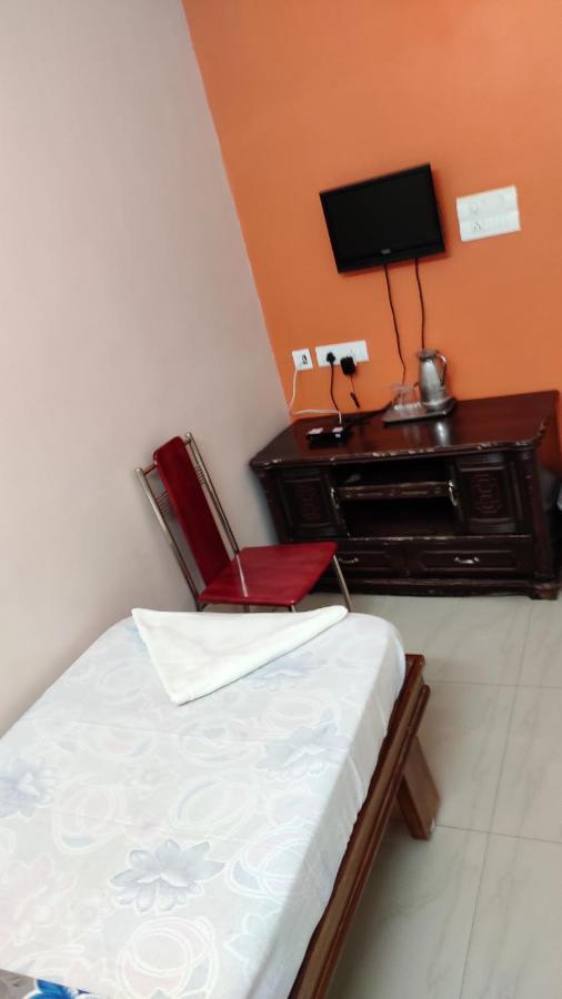 Sibi Lodge Kojambuttúr Kültér fotó